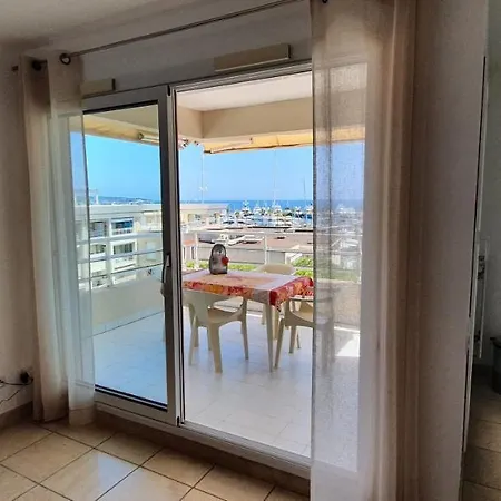 Standing Vue Entre Cannes Et Antibes 골페주앙