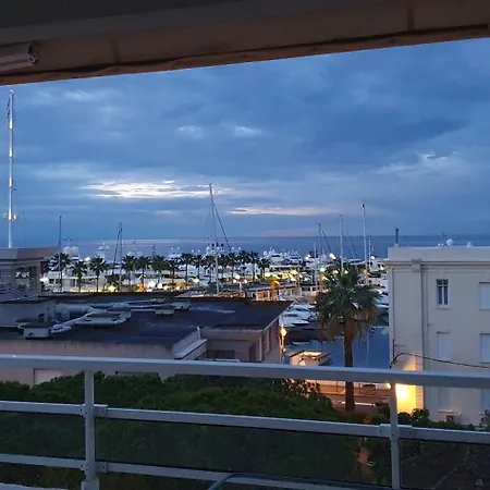 아파트 Standing Vue Entre Cannes Et Antibes *